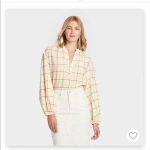 Women’s balloon long sleeve Popover blouse. XL. Never worn.